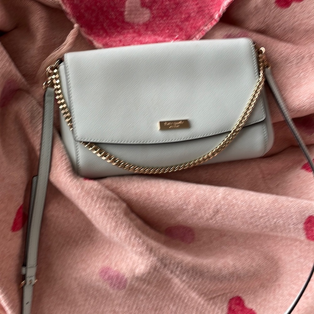 Kate Spade crossbody that is really cute